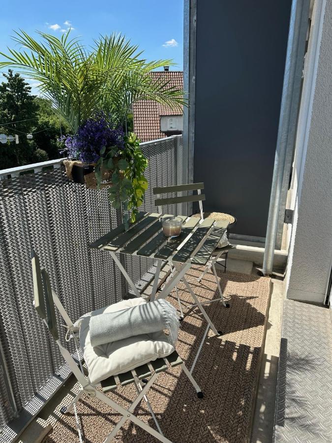 Stilvolles Und Modernes Appartement Mit Sonnigem Balkon In Flughafen- Und Messenaehe 31 Leinfelden-Echterdingen Exteriér fotografie