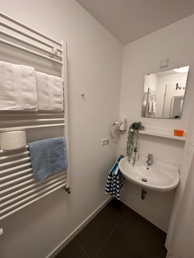 Stilvolles Und Modernes Appartement Mit Sonnigem Balkon In Flughafen- Und Messenaehe 31 Leinfelden-Echterdingen Exteriér fotografie